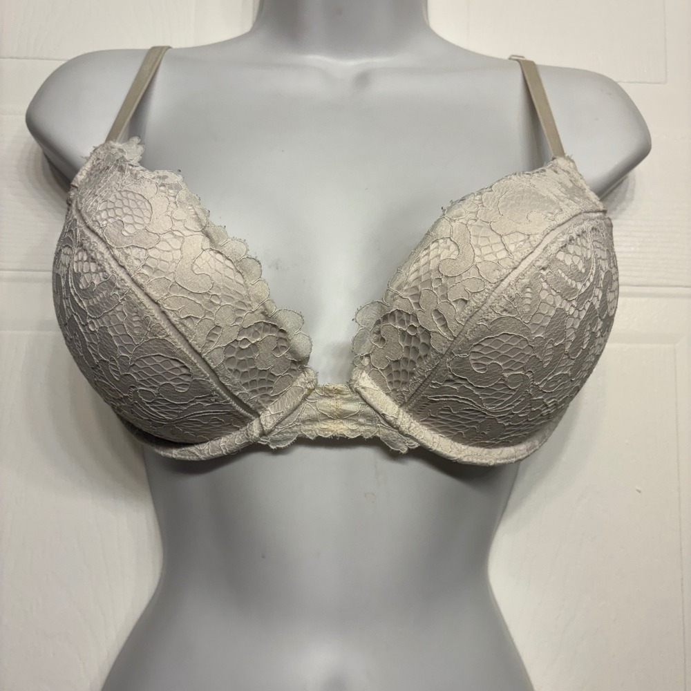 Victoria's Secret Bombshell Plunge Bra Women 34C Ivory Lace Super Push Up
